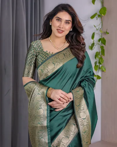 Emerald Green Kanjivaram Silk Saree with Zari Border